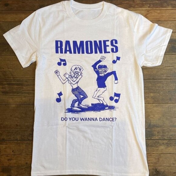 Ramones Do You Wanna Dance? T-Shirt Punk Rock Concert Tee Retro Band - Picture 1 of 5